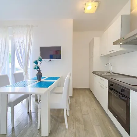 Apartments Mali Nono Salatic Exterior photo